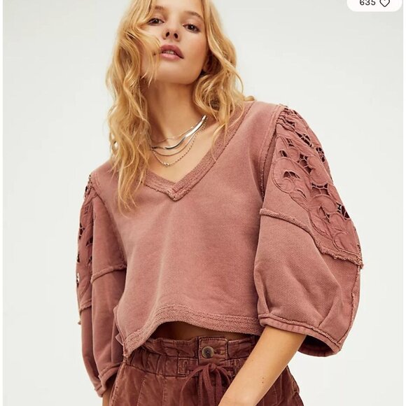 Free People Women's Alyssa Rose Cropped Top Lace V Neck Pullover SZ Medium White - Picture 9 of 9